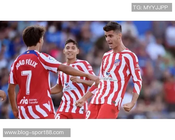 马德里竞技会员人数突破十五万感谢球迷们的热情与忠诚支持 马德里竞技会员人数突破十五万感谢球迷们的热情与忠诚支持